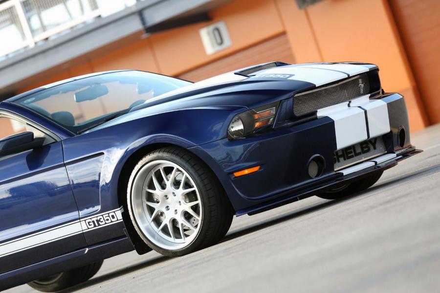  Shelby GT350 Convertible Number One 2012 года  (фото 11 из 41)